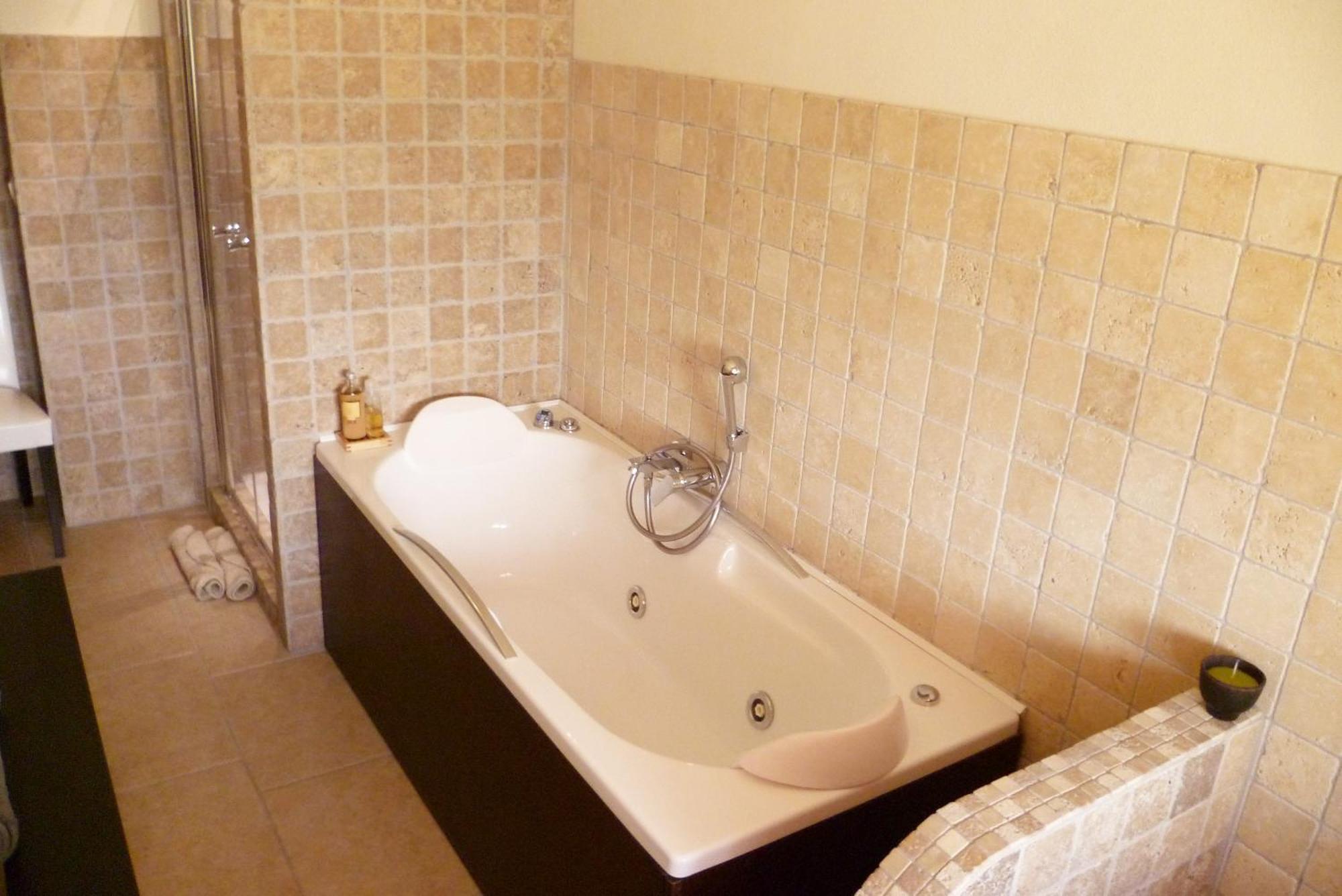 B&B Colle Di Terria Country House Contigliano Ngoại thất bức ảnh